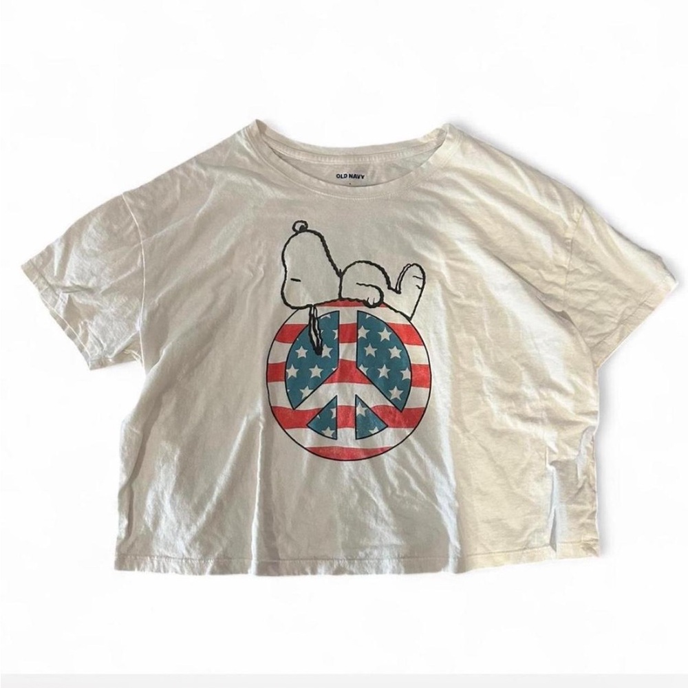 🪄3/$15🪄Old Navy Women’s Snoopy American Flag Peace Cropped Tee